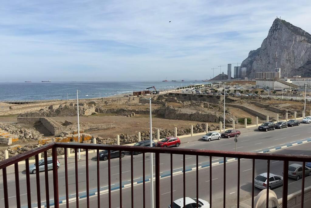 Primera Linea De Playa Y Gibraltar A 5 Minutos ลาลิเนียเดลากอนเซ็ปซีออน ภายนอก รูปภาพ